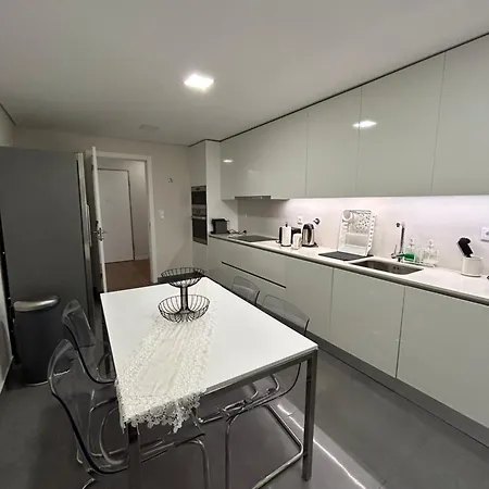 The Place To ! Apartment *